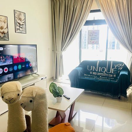 Legoland Jb Aghome Medini 3Room8Pax Bukit Indah Нусаджайя Экстерьер фото