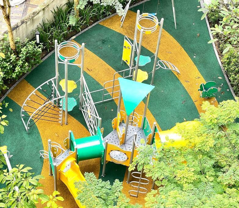 Legoland Jb Aghome Medini 3Room8Pax Bukit Indah Нусаджайя Экстерьер фото