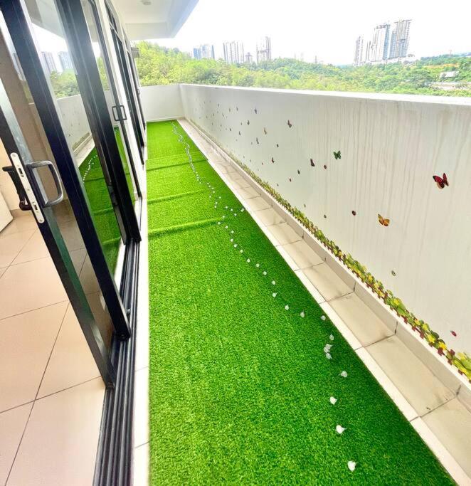 Legoland Jb Aghome Medini 3Room8Pax Bukit Indah Нусаджайя Экстерьер фото